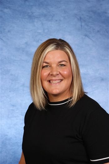 Mrs C Bradley's team photo'