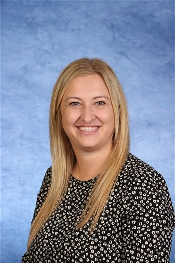 Mrs S Cassell's team photo'