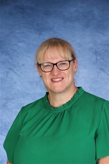 Mrs S Cave's team photo'